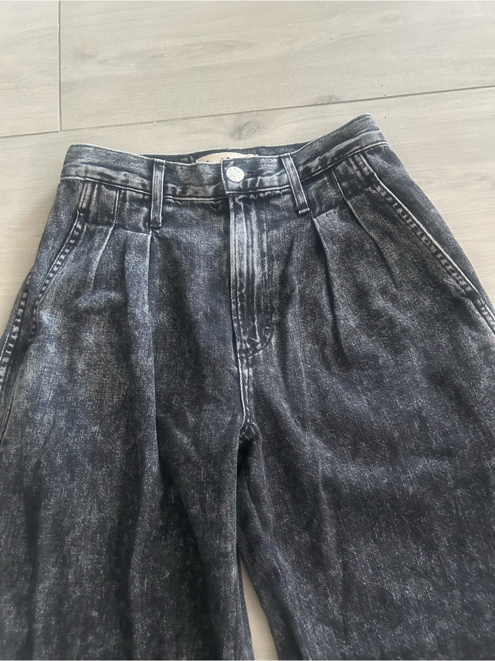 AMO Marcella Pleated Jeans Frosty Black High Rise Wide Leg size 27 - Picture 4 of 12